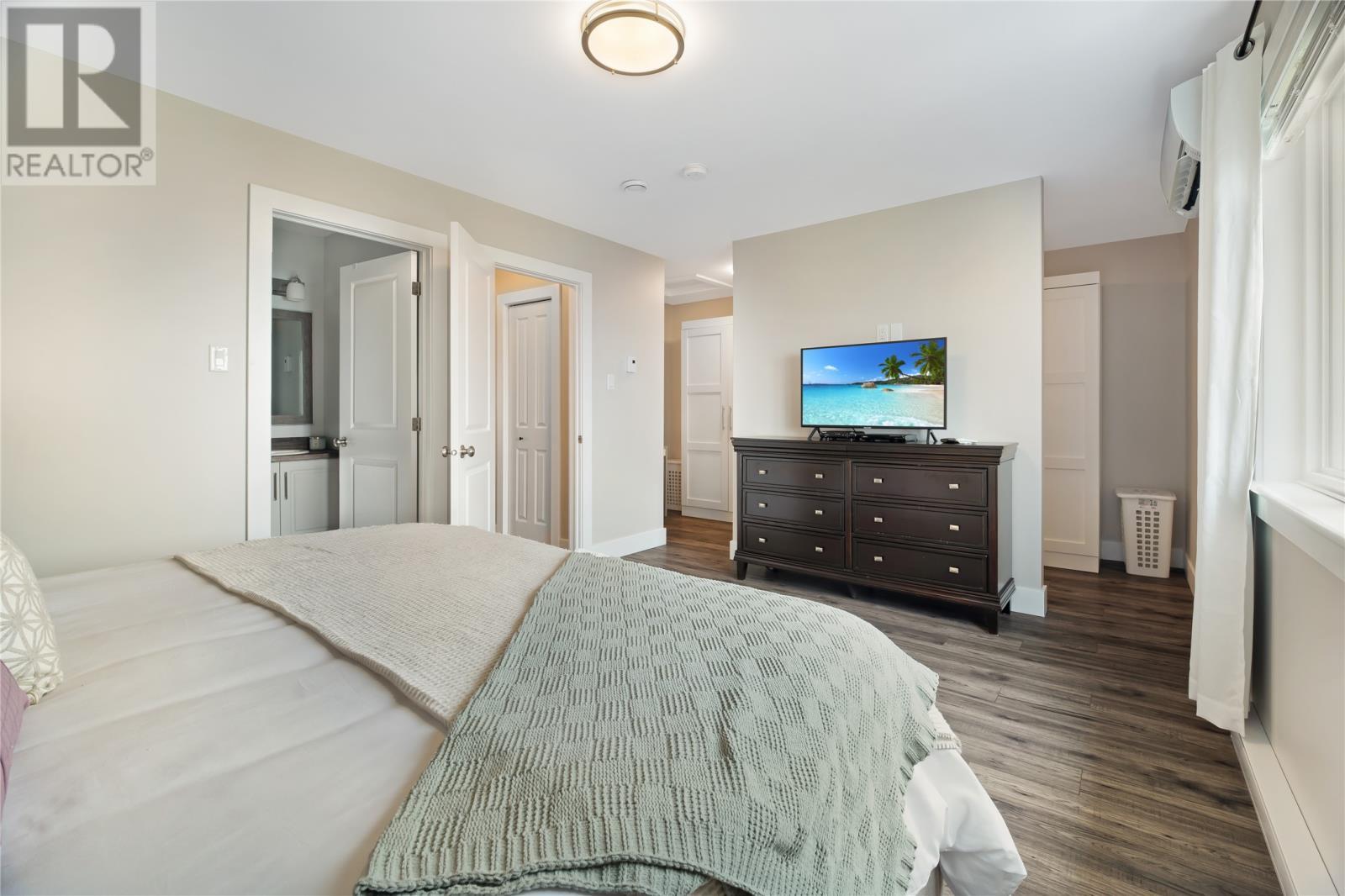20 Alberton Drive, Paradise, NL - Indoor Photo Showing Bedroom