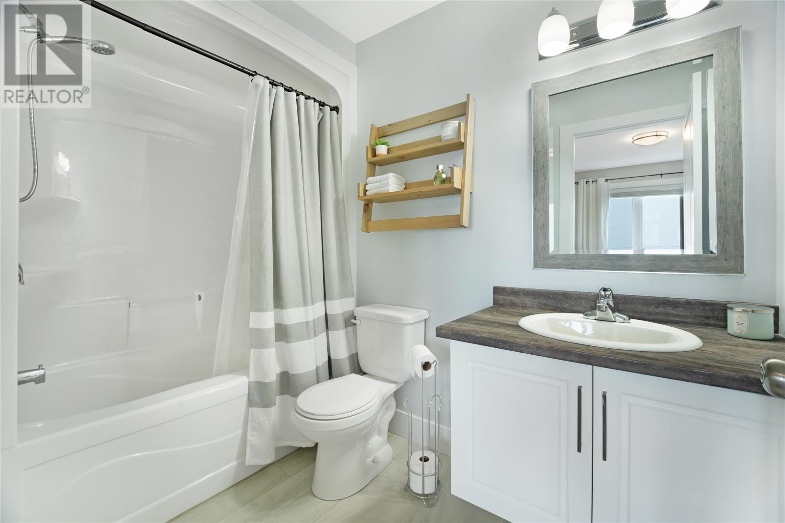 20 Alberton Drive, Paradise, NL - Indoor Photo Showing Bathroom