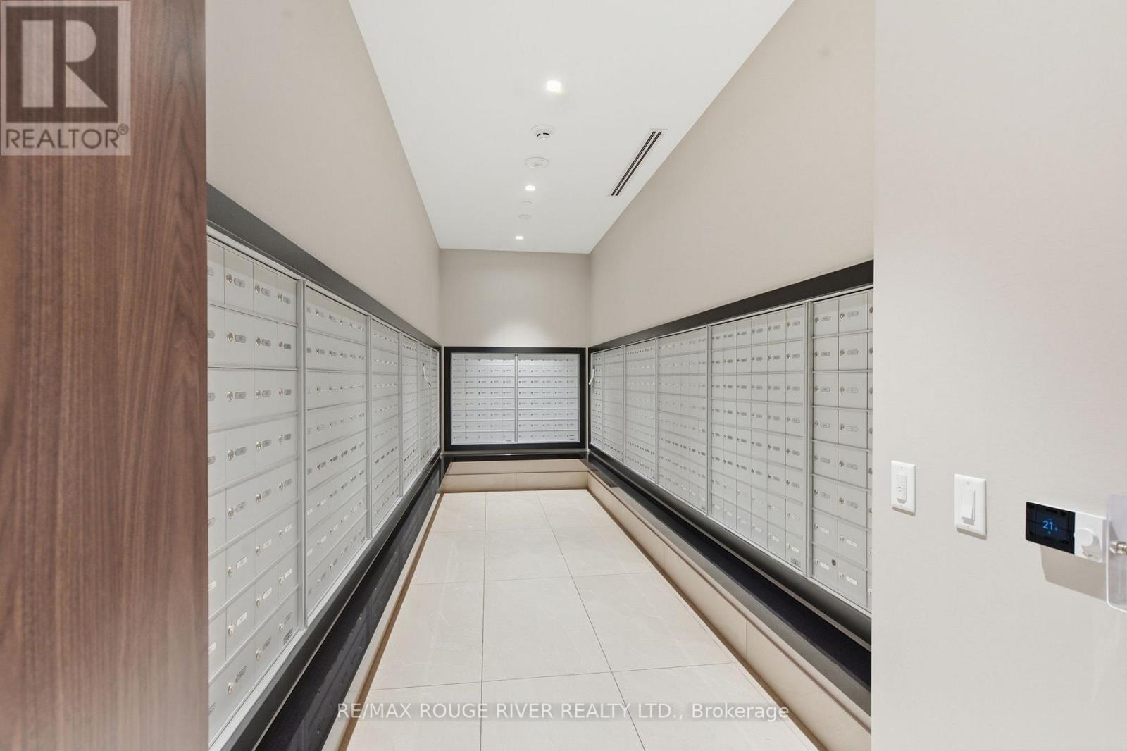 2321 - 2545 Simcoe Street N, Oshawa (Windfields), ON - Indoor Photo Showing Other Room