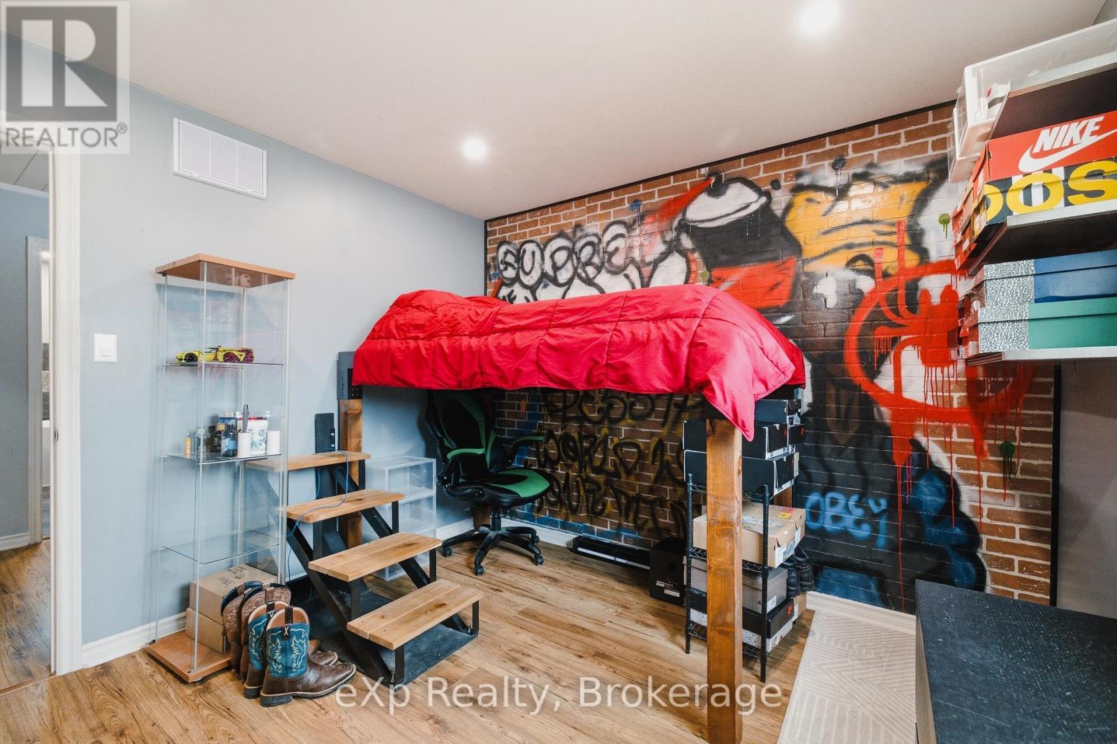 375 Victoria Street W, Southgate, ON - Indoor