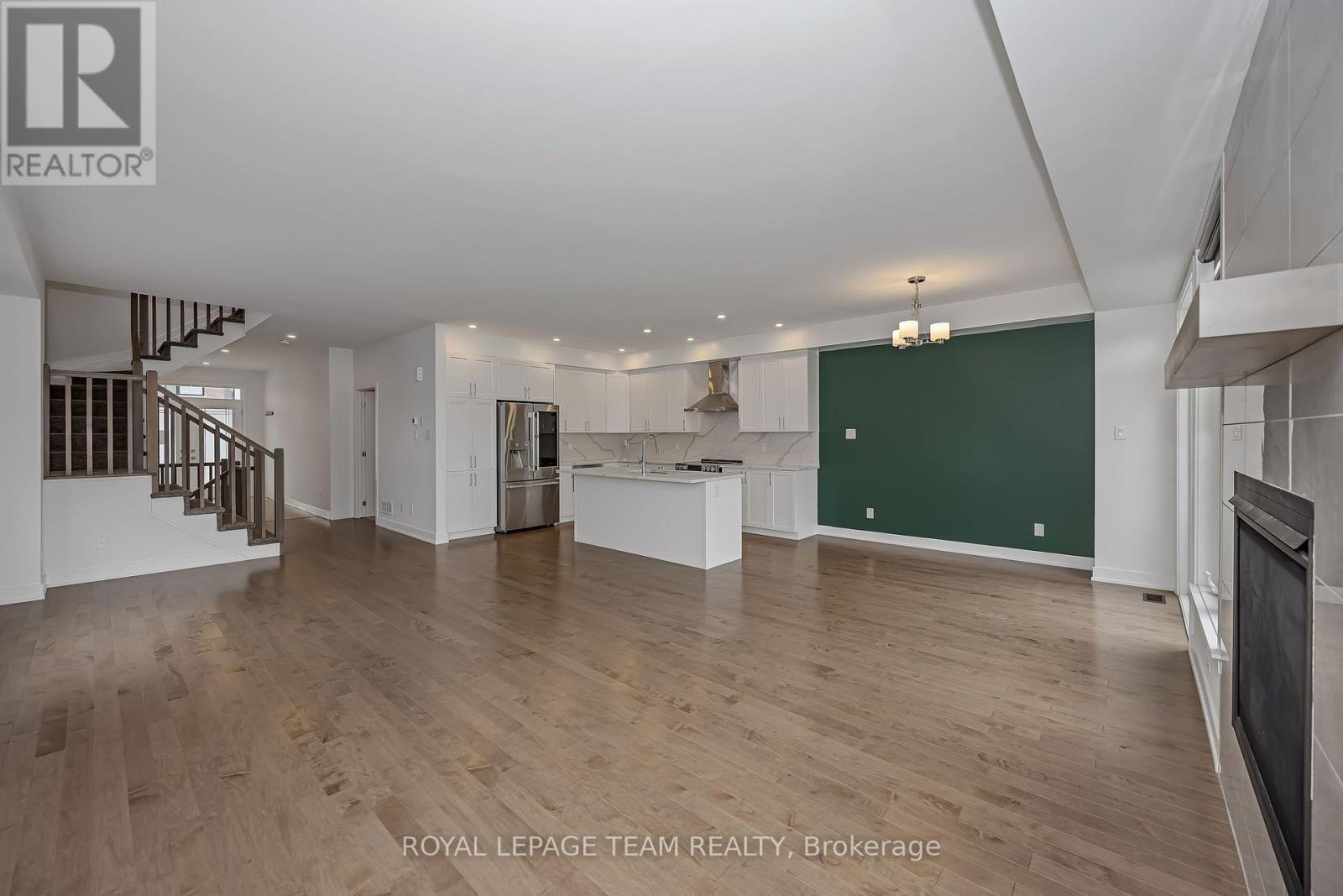 779 Ovation Grove, Ottawa, ON - Indoor With Fireplace