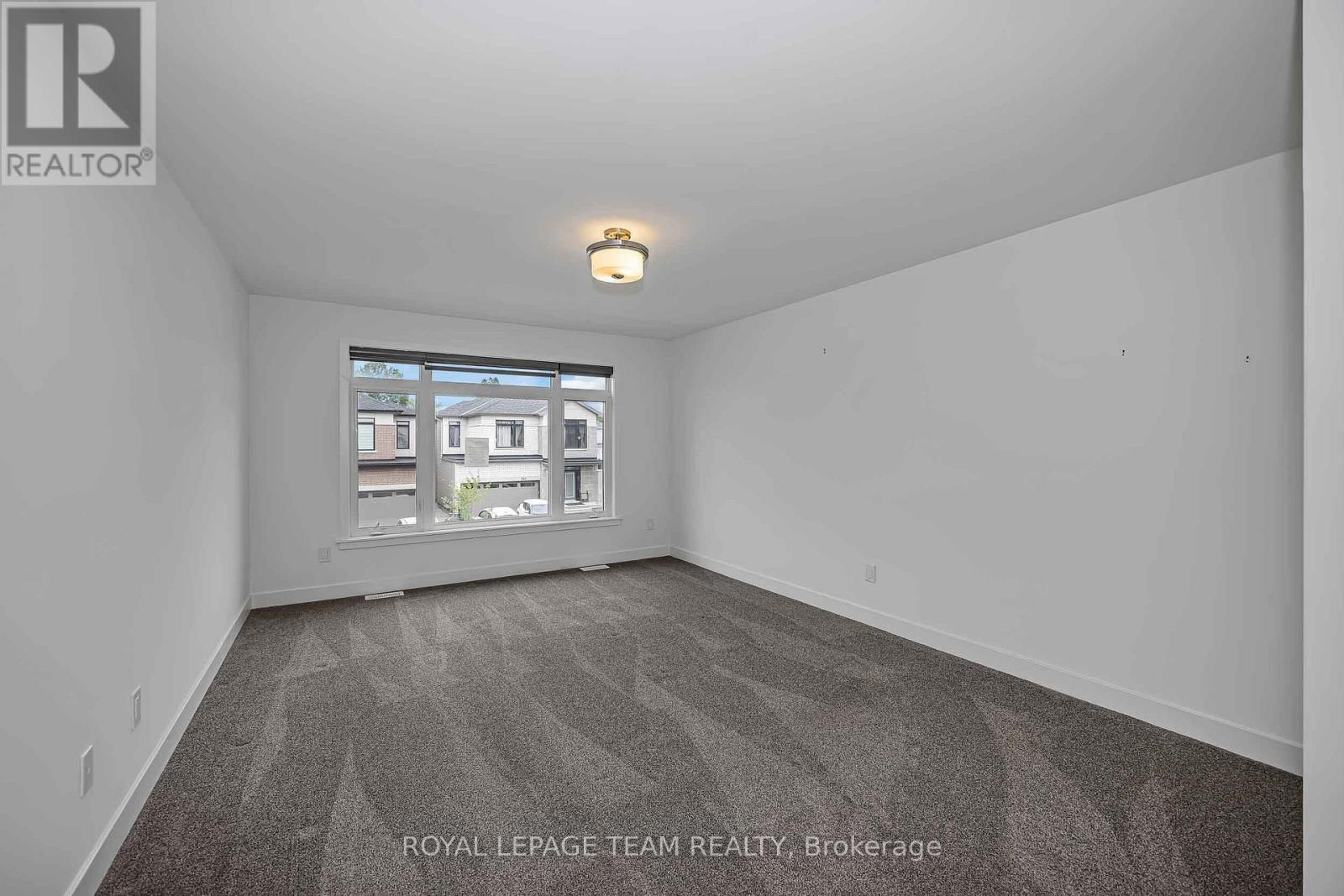 779 Ovation Grove, Ottawa, ON - Indoor Photo Showing Other Room
