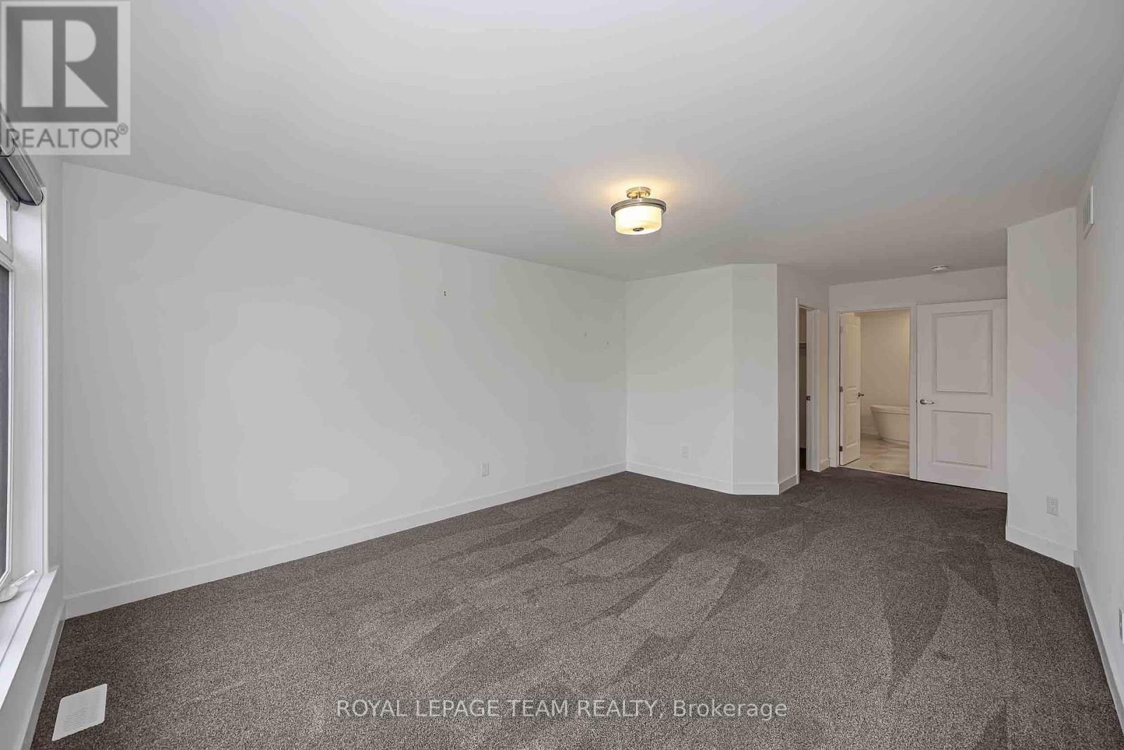 779 Ovation Grove, Ottawa, ON - Indoor Photo Showing Other Room