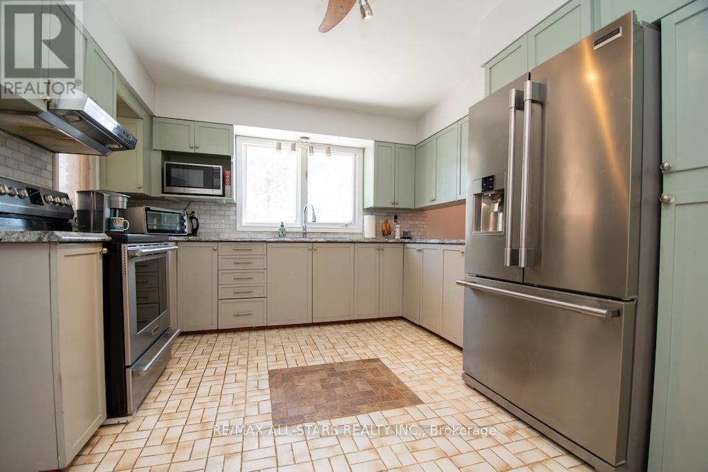 1185 Sturgeon Road, Kawartha Lakes (Emily), ON