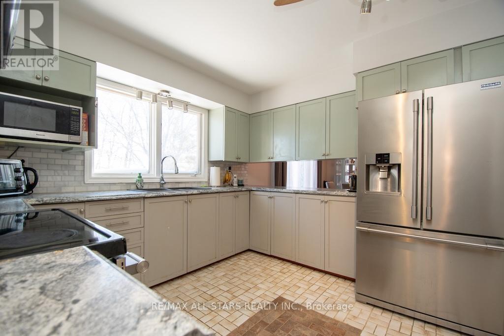 1185 Sturgeon Road, Kawartha Lakes (Emily), ON