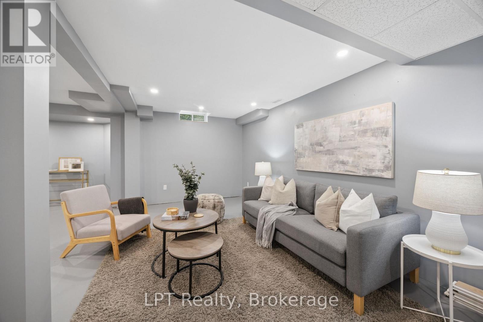 178 Sandringham Drive, Clarington (Courtice), ON - Indoor