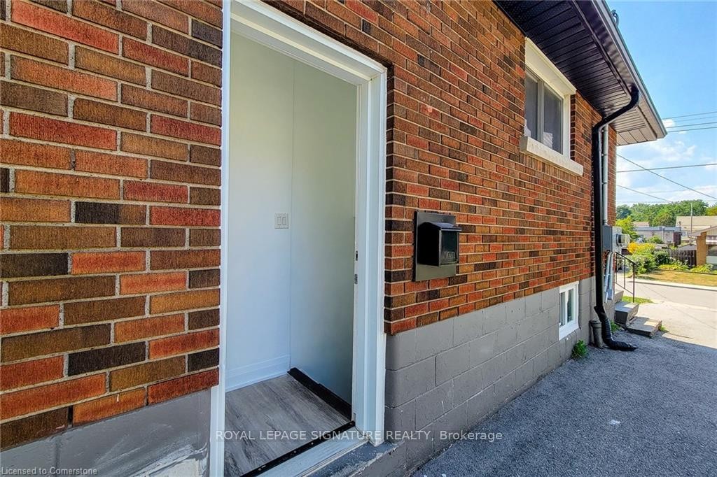 265 West 19Th Street, Hamilton, ON - With Exterior