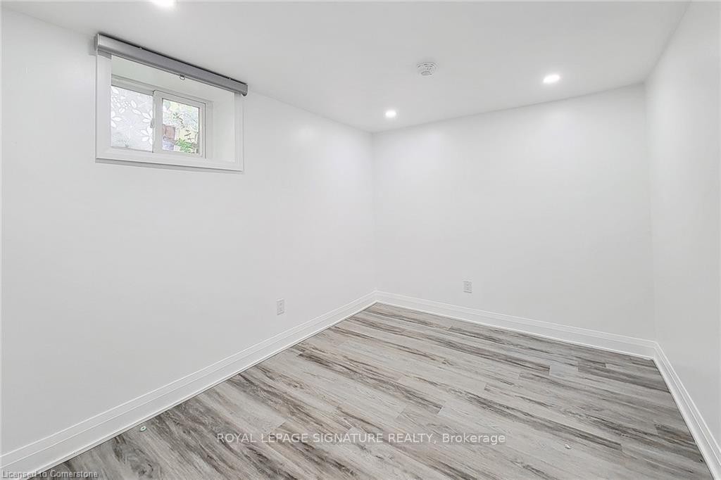 265 West 19Th Street, Hamilton, ON - Indoor Photo Showing Other Room