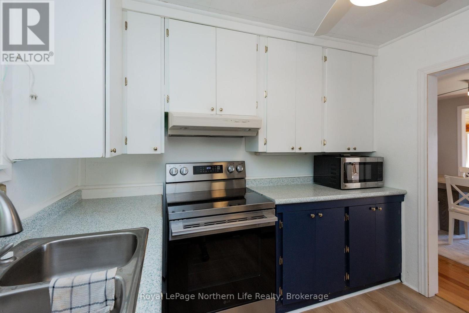159 Morgan Road, East Ferris, ON - Indoor Photo Showing Kitchen