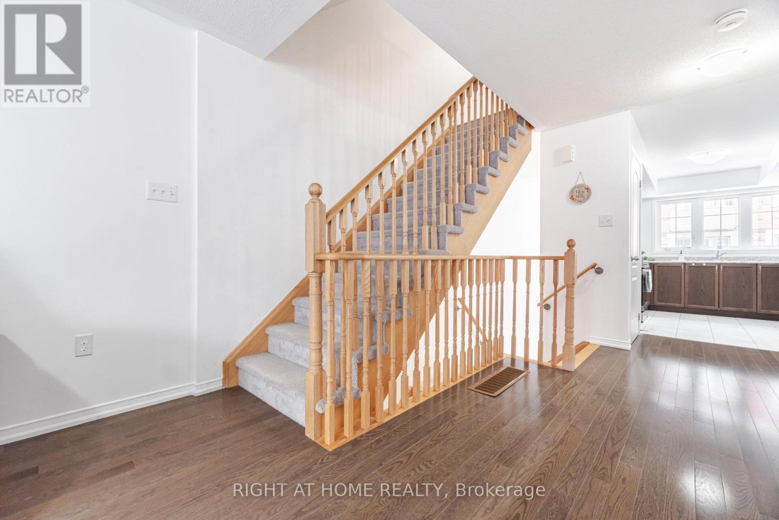 397 - 45 Icy Note Path, Oshawa, ON - Indoor Photo Showing Other Room