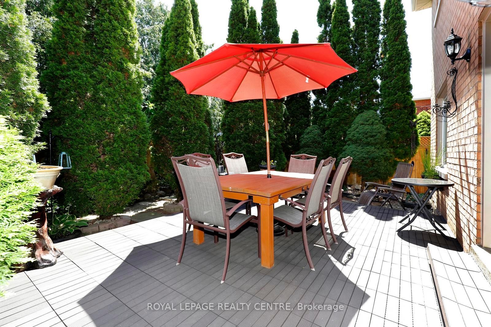 690 Ashprior Avenue, Mississauga, ON - Outdoor With Deck Patio Veranda