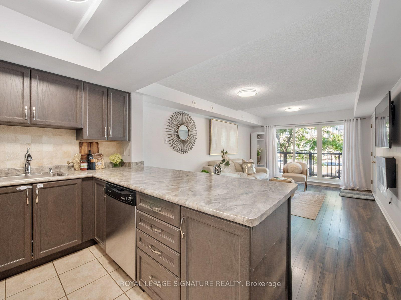 2067-65 George Appleton Way, Toronto, ON - Indoor Photo Showing Kitchen
