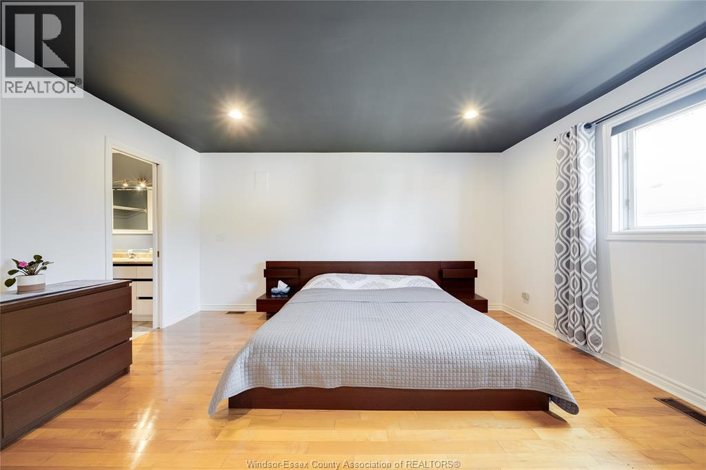 3857 Socrates Court, Windsor, ON - Indoor Photo Showing Bedroom