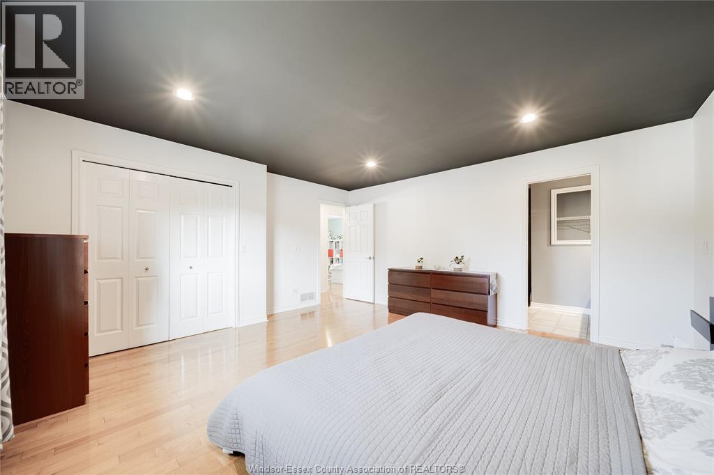 3857 Socrates Court, Windsor, ON - Indoor Photo Showing Bedroom