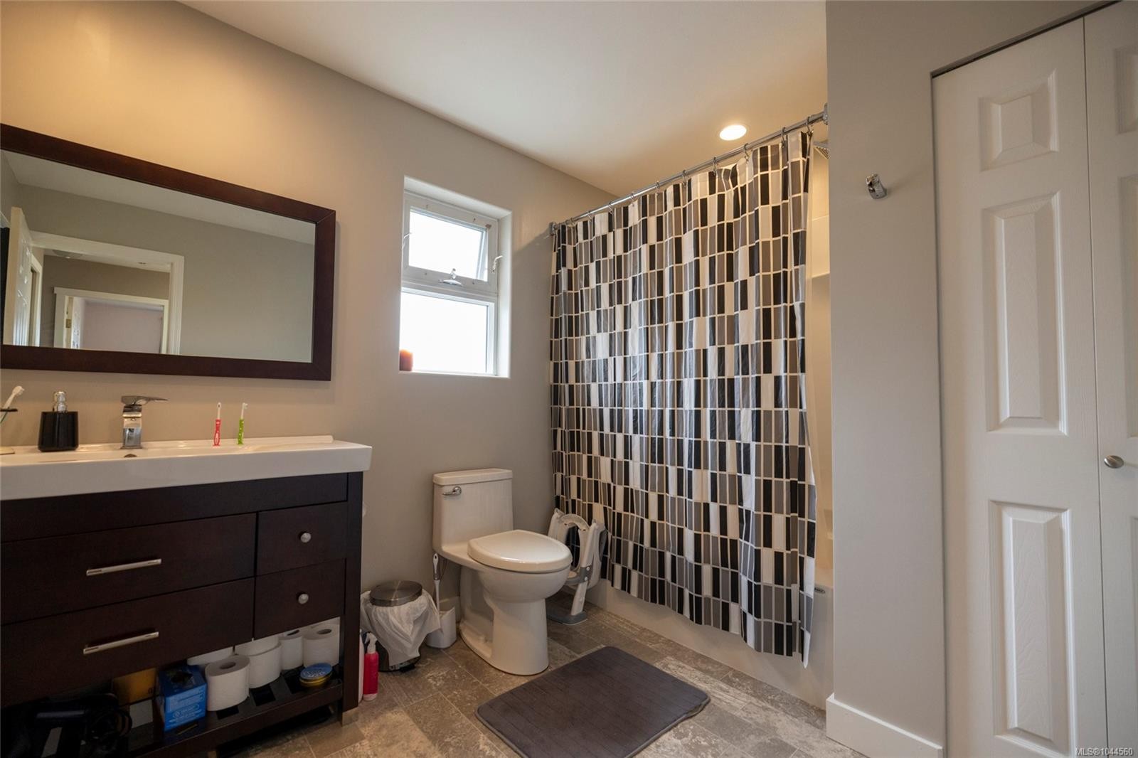 #1-2553 Kingcome Pl, Port Mcneill, BC - Indoor Photo Showing Bathroom
