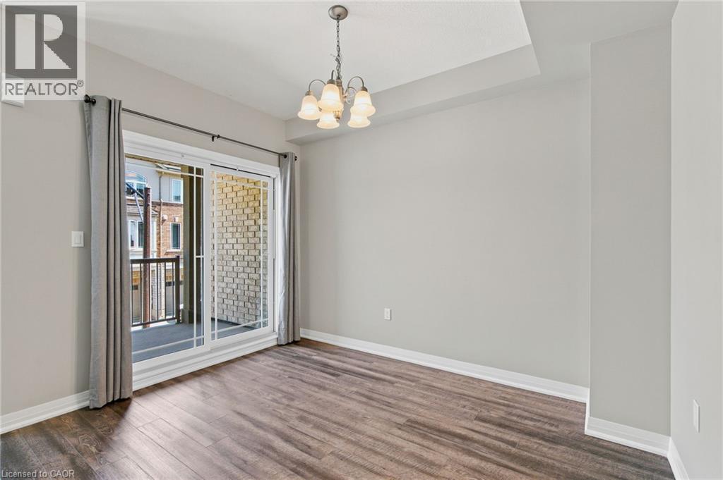 13 Aqua Lane, Hamilton, ON - Indoor Photo Showing Other Room