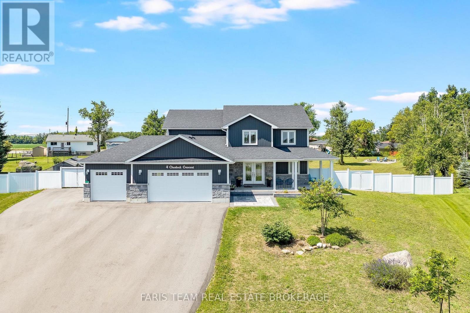 4 Cheslock Crescent, Oro-Medonte, ON - Outdoor With Facade
