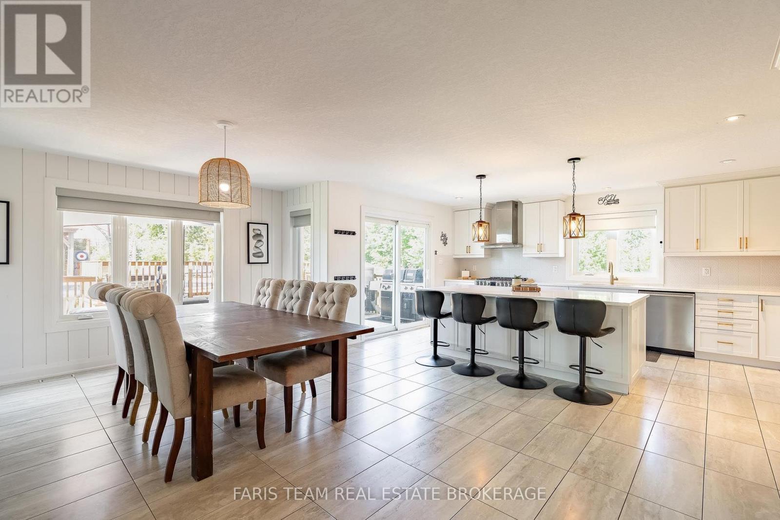 4 Cheslock Crescent, Oro-Medonte, ON - Indoor