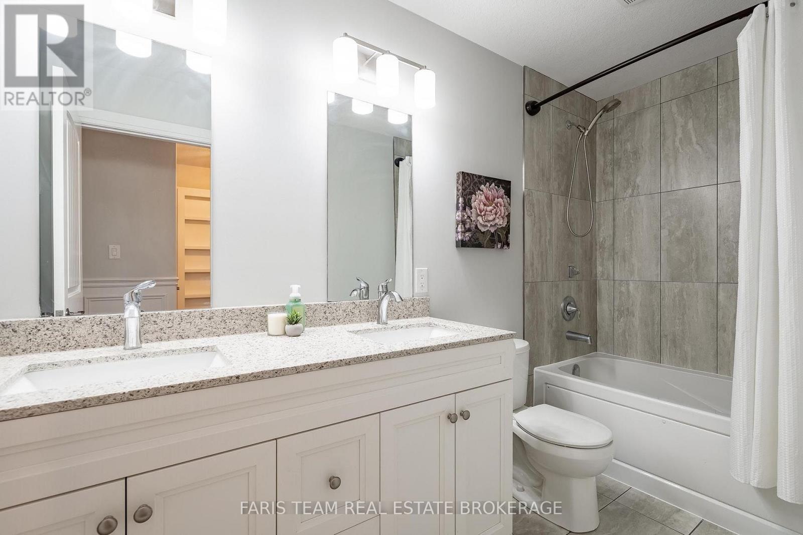 4 Cheslock Crescent, Oro-Medonte, ON - Indoor Photo Showing Bathroom