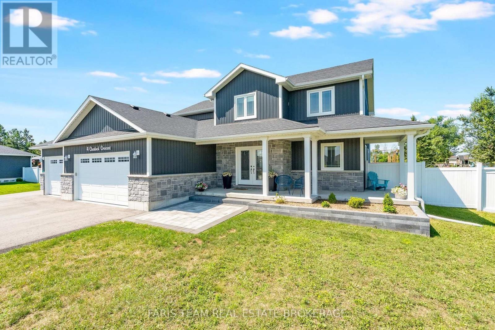 4 Cheslock Crescent, Oro-Medonte, ON - Outdoor With Deck Patio Veranda