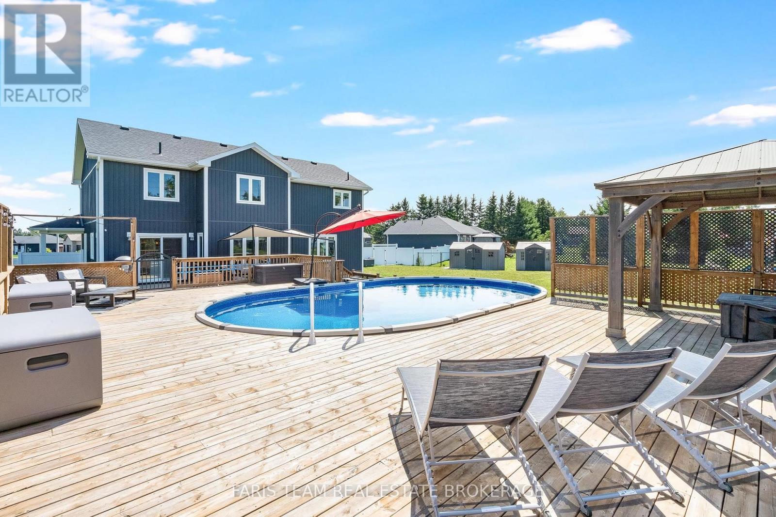 4 Cheslock Crescent, Oro-Medonte, ON - Outdoor With Above Ground Pool With Deck Patio Veranda With Exterior