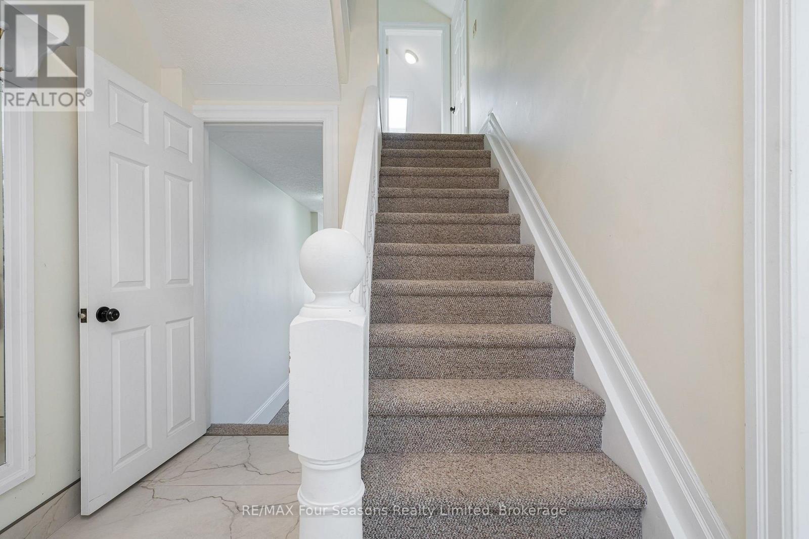 36 Saint Marie Street, Collingwood, ON - Indoor Photo Showing Other Room