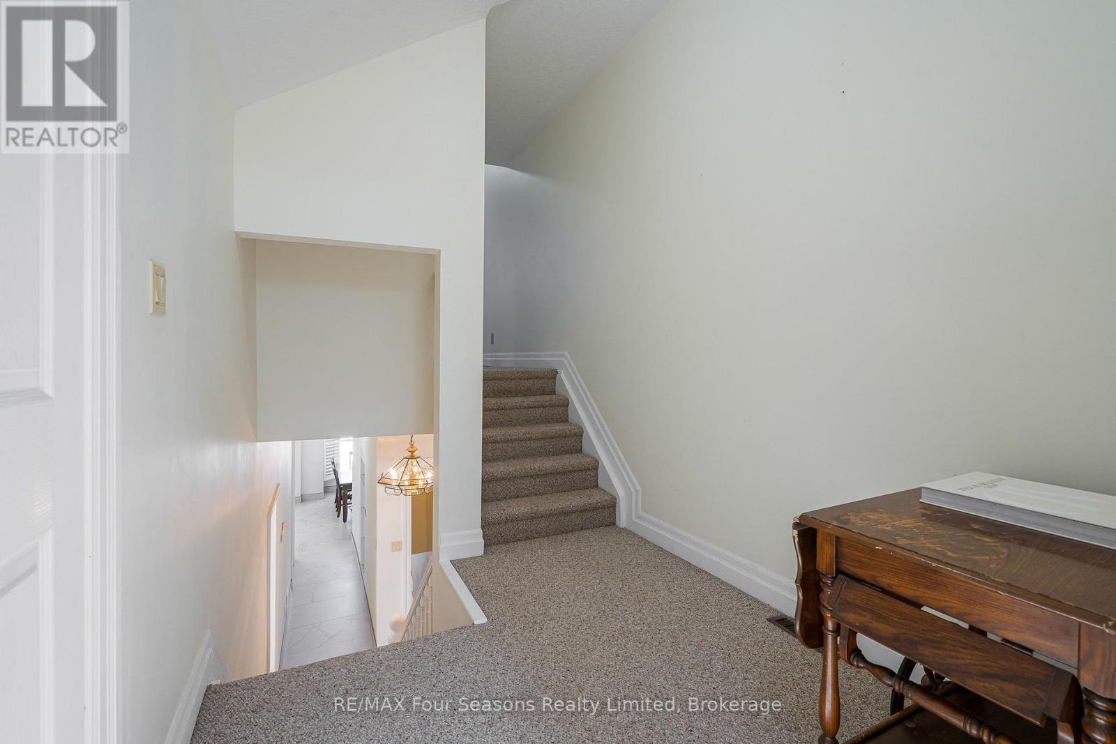 36 Saint Marie Street, Collingwood, ON - Indoor Photo Showing Other Room