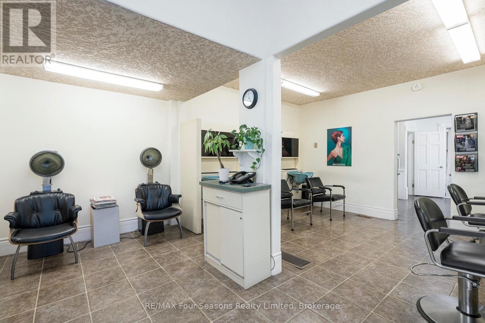 36 Saint Marie Street, Collingwood, ON - Indoor