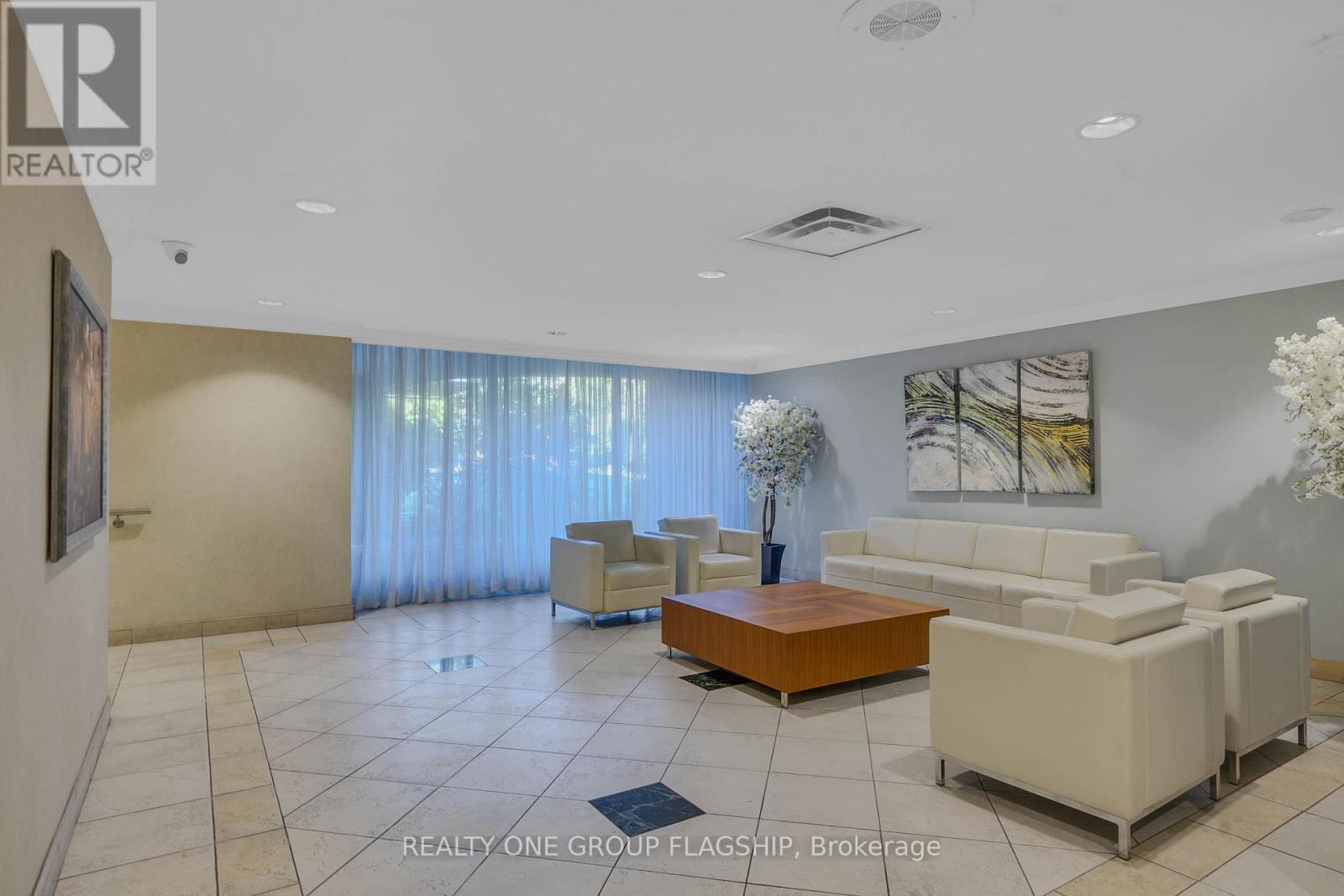1401 - 61 Richview Road, Toronto, ON - Indoor