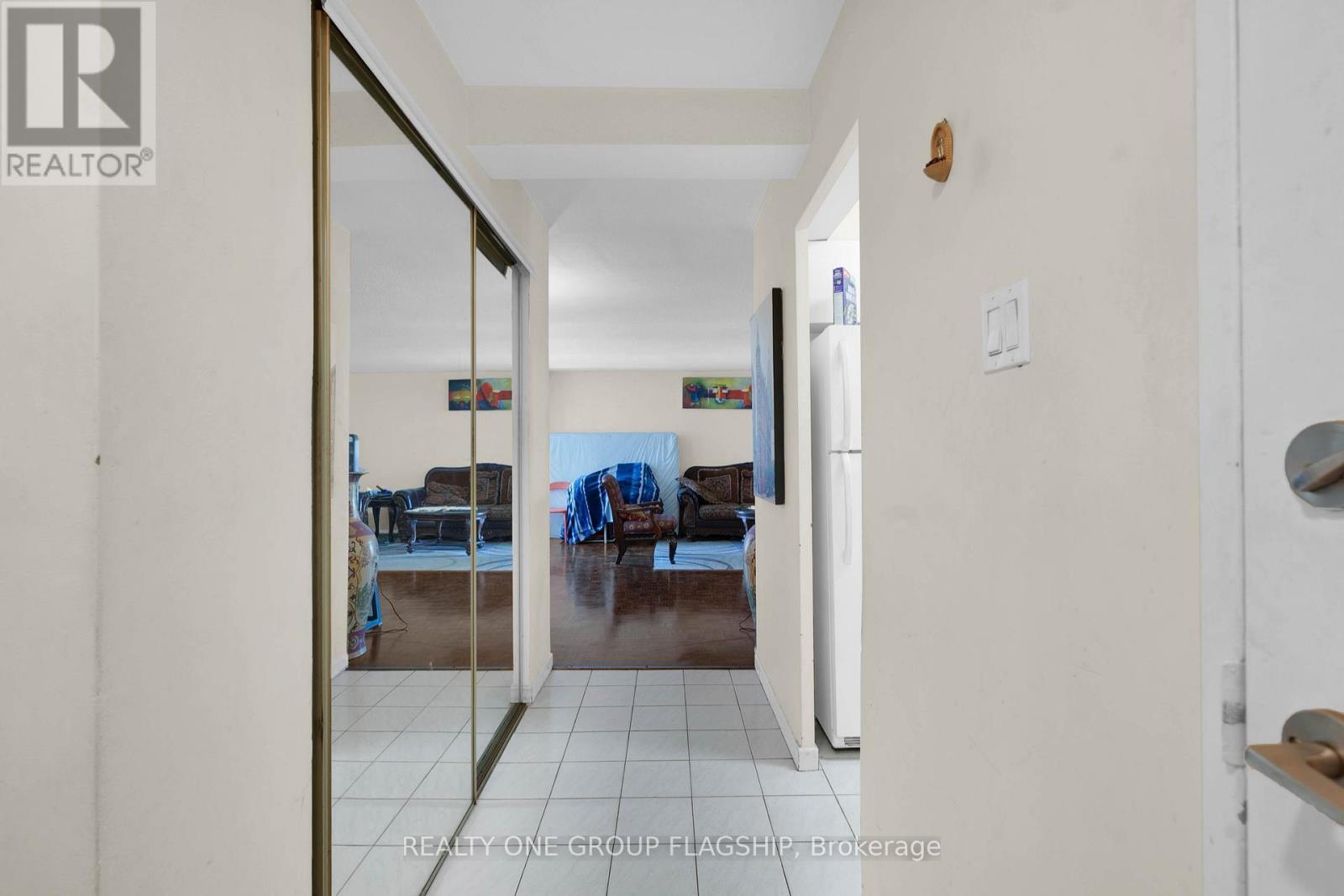 1401 - 61 Richview Road, Toronto, ON - Indoor