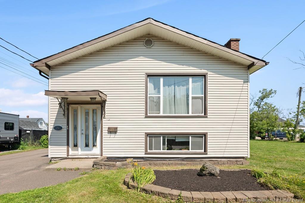 21 Spruce St, Moncton, NB