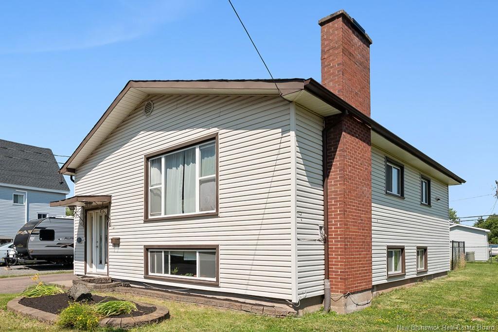 21 Spruce St, Moncton, NB