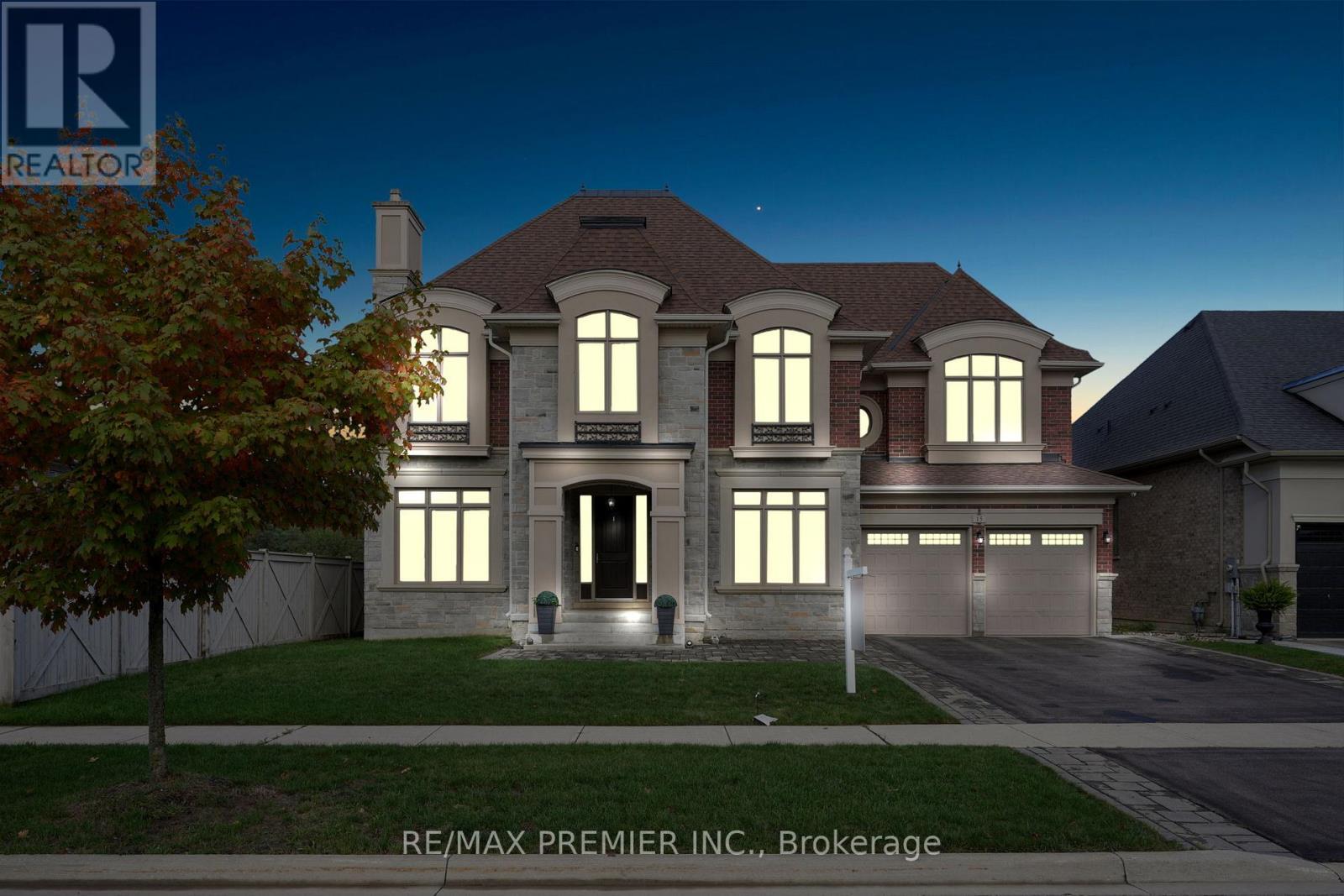15 Peter Glass Road, King, ON - Outdoor With Facade