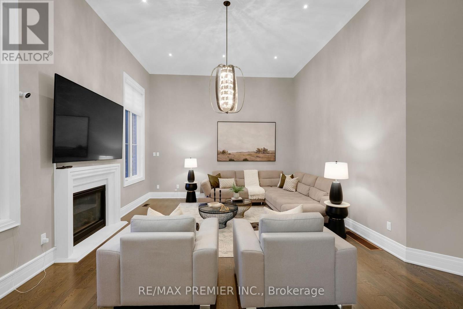 15 Peter Glass Road, King, ON - Indoor Photo Showing Living Room With Fireplace