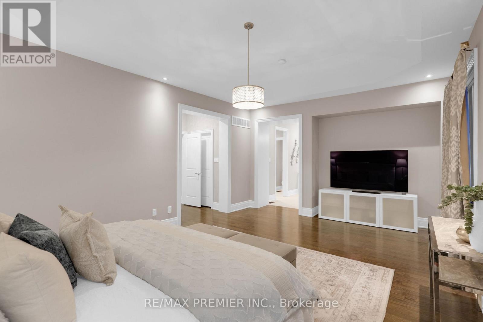 15 Peter Glass Road, King, ON - Indoor