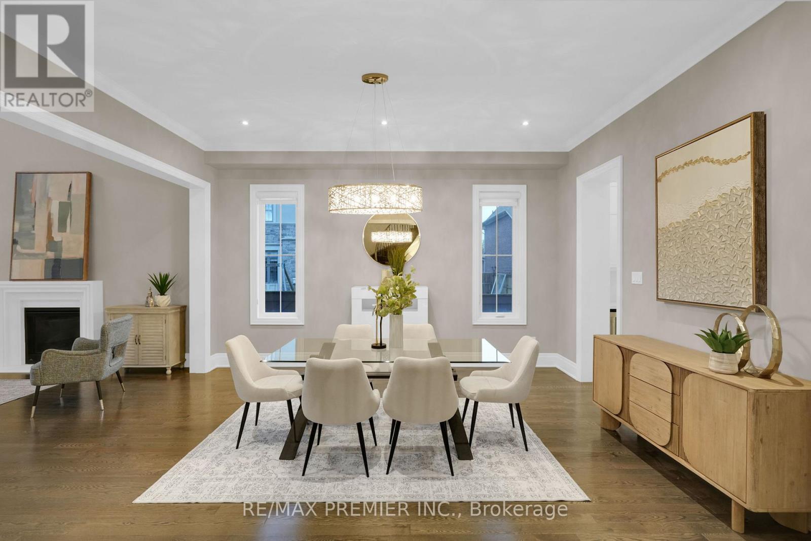 15 Peter Glass Road, King, ON - Indoor Photo Showing Dining Room