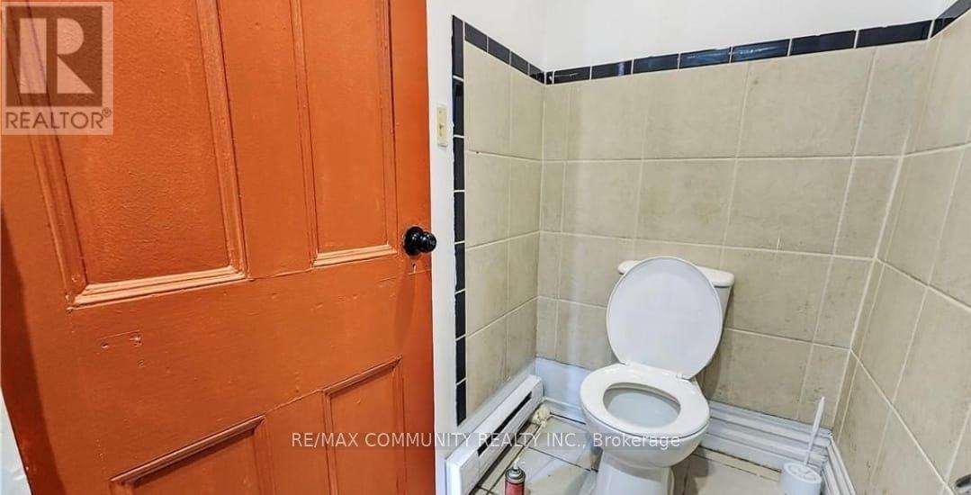 561 Gould Street, South Bruce Peninsula, ON - Indoor Photo Showing Bathroom