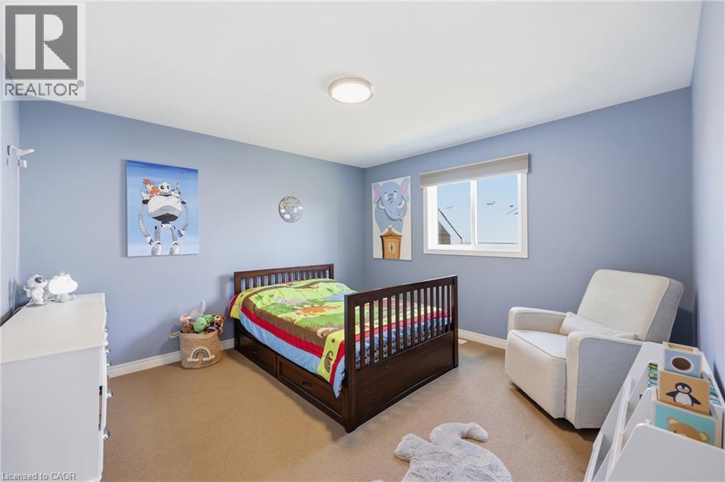 33 Jane Street, Smithville, ON - Indoor Photo Showing Bedroom