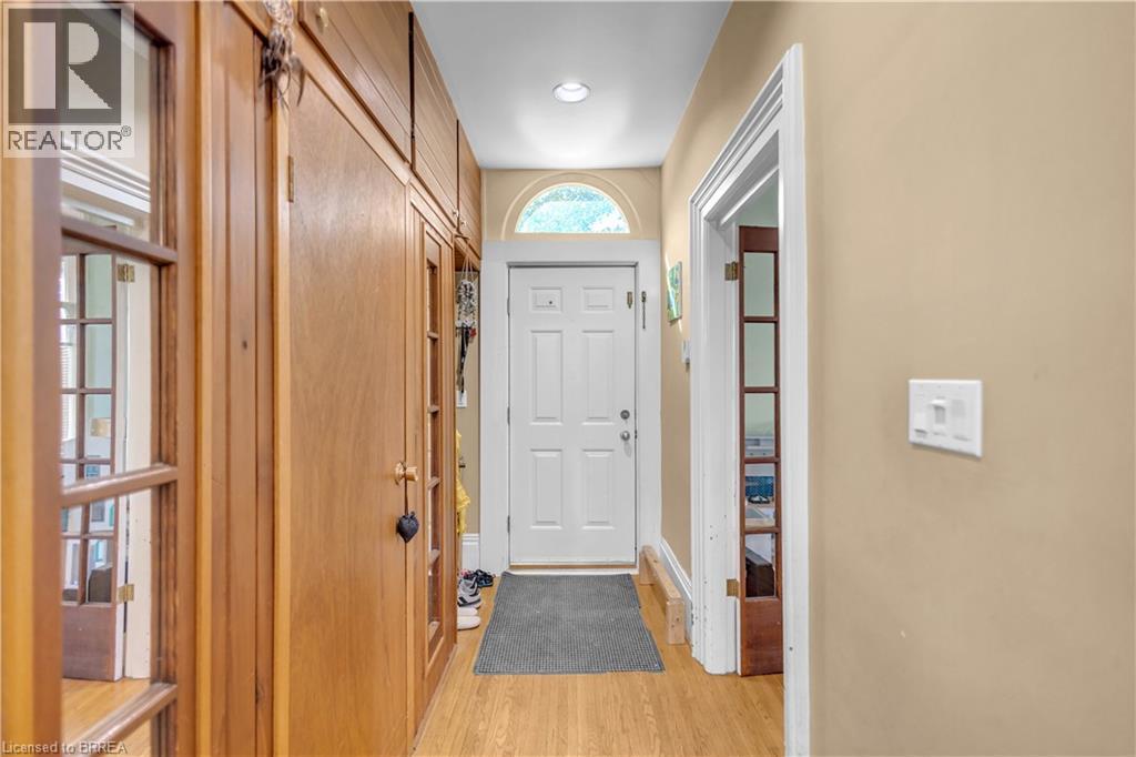 17 Scarfe Avenue, Brantford, ON - Indoor Photo Showing Other Room