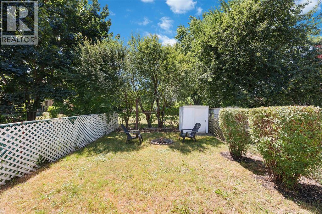 307 Somerset Crescent, Sarnia, ON - Outdoor