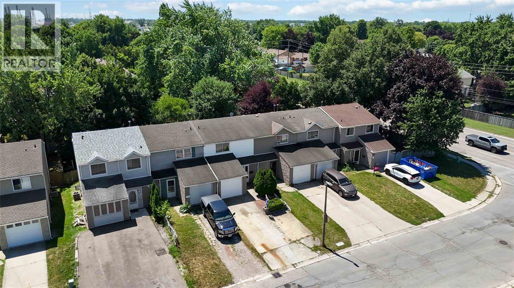 307 Somerset Crescent, Sarnia, ON - Outdoor