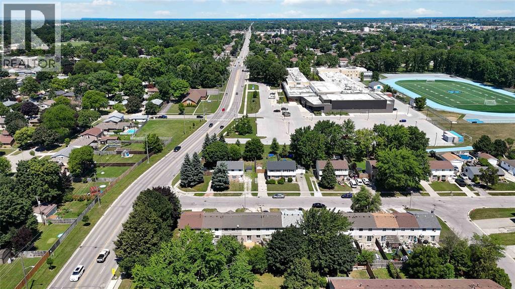 307 Somerset Crescent, Sarnia, ON - Outdoor With View