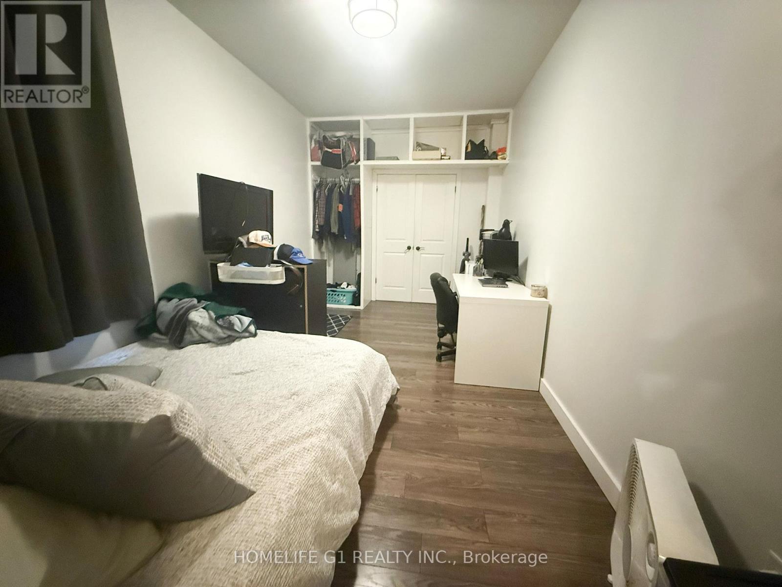 286 Hunter Street W, Hamilton, ON - Indoor Photo Showing Bedroom