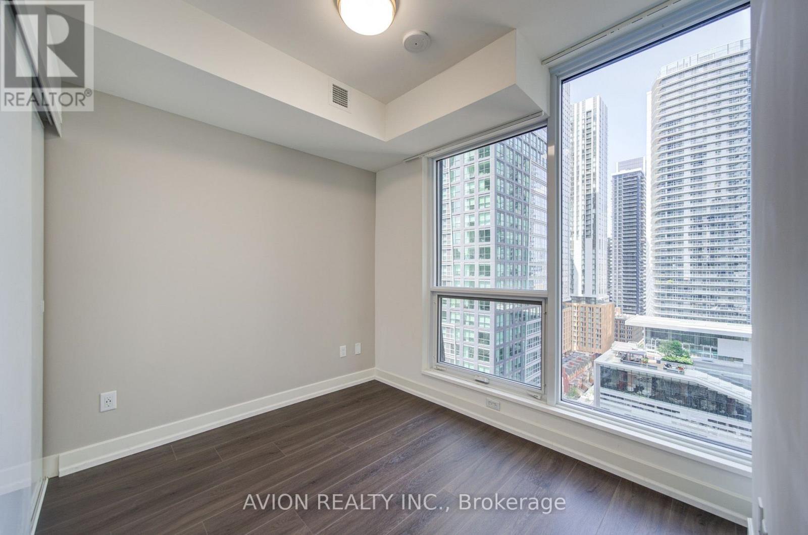 1605 - 15 Mercer Street, Toronto, ON - Indoor Photo Showing Other Room