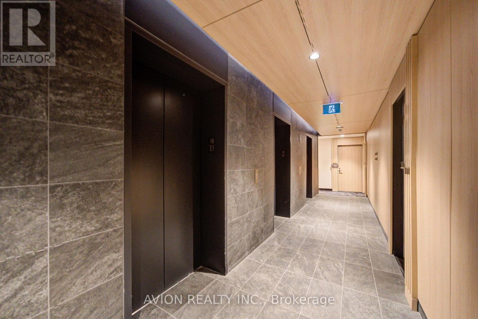 1605 - 15 Mercer Street, Toronto, ON - Indoor Photo Showing Other Room