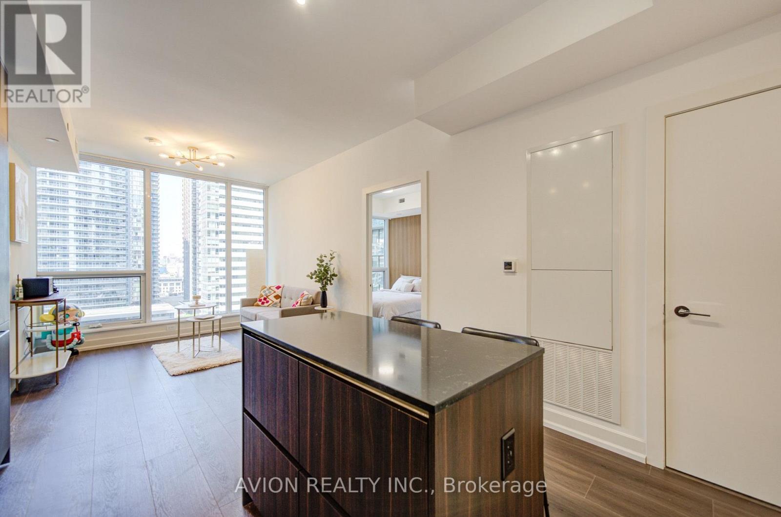 1605 - 15 Mercer Street, Toronto, ON - Indoor