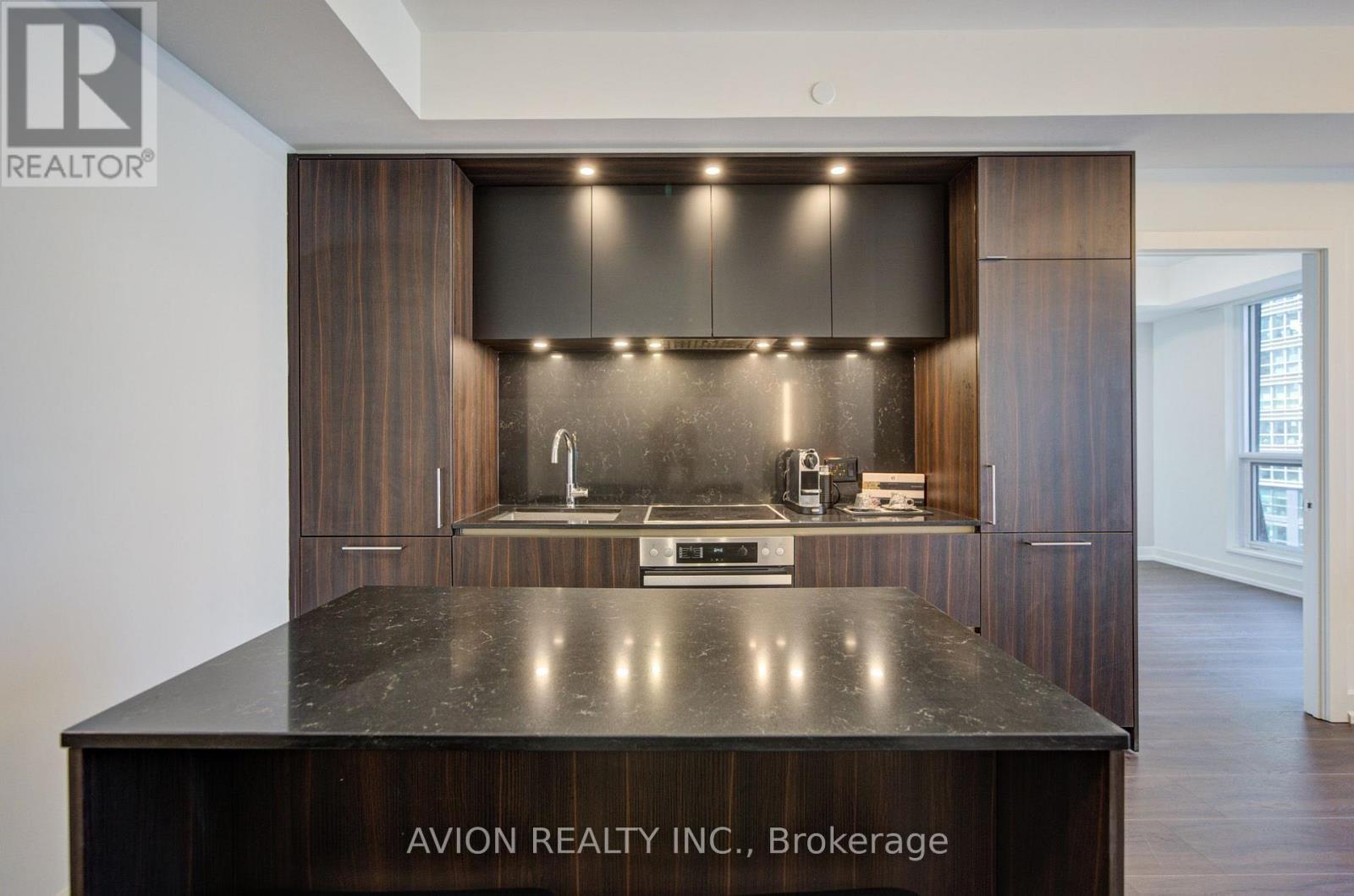 1605 - 15 Mercer Street, Toronto, ON - Indoor