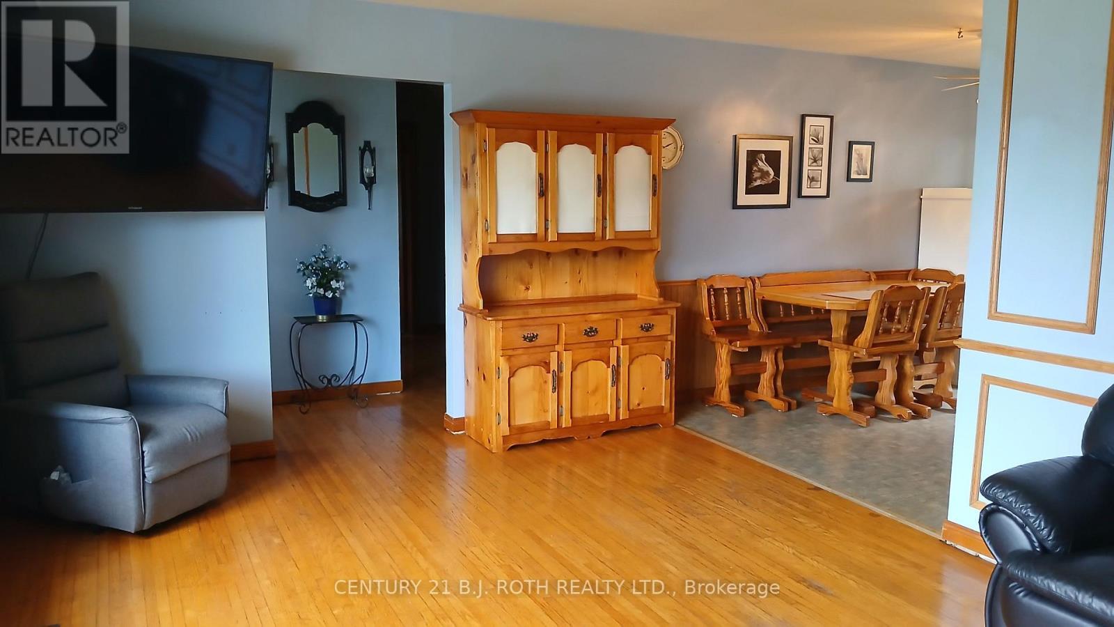 2293 Victoria Street, Innisfil, ON - Indoor
