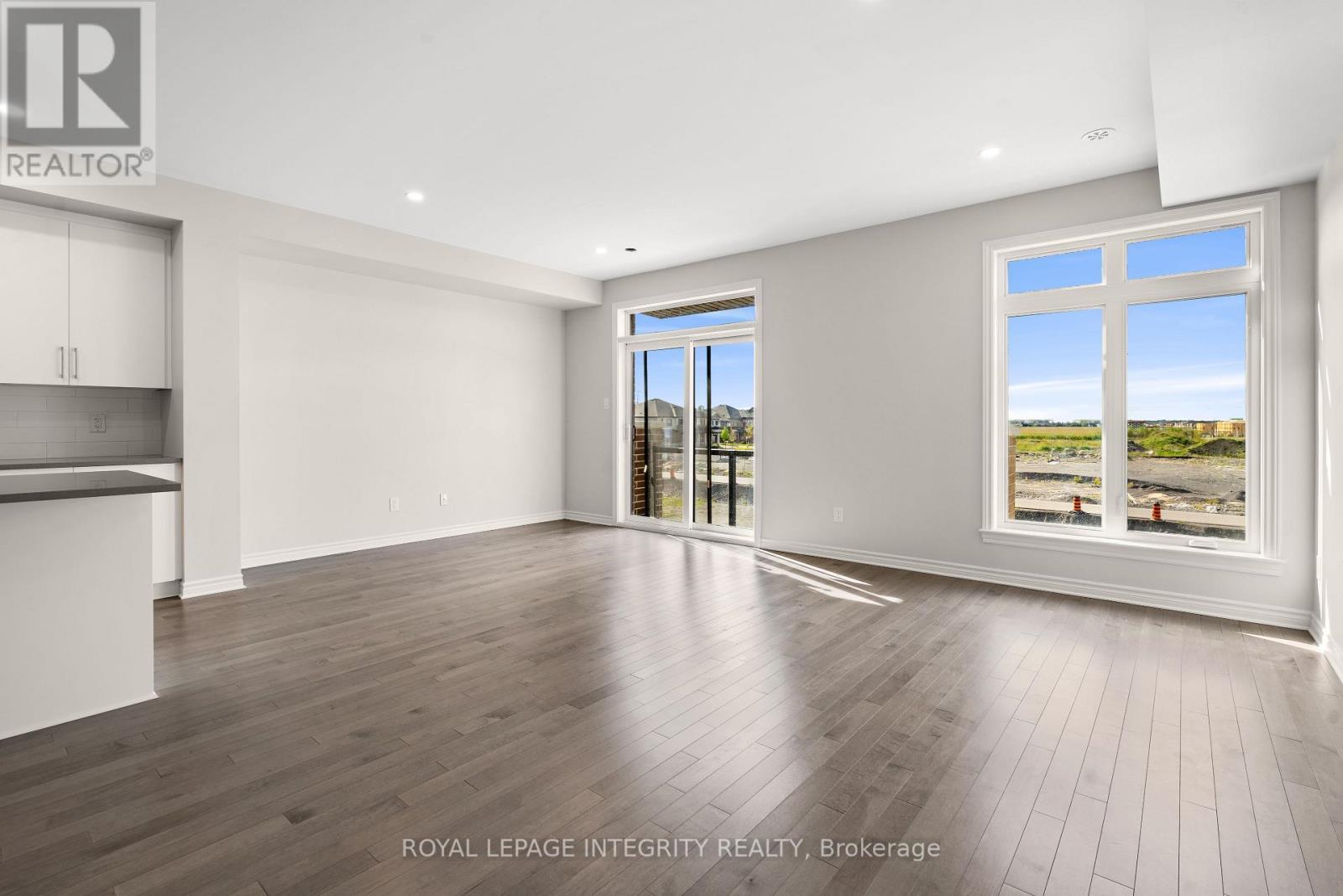 79 Rawah Private W, Ottawa, ON - Indoor