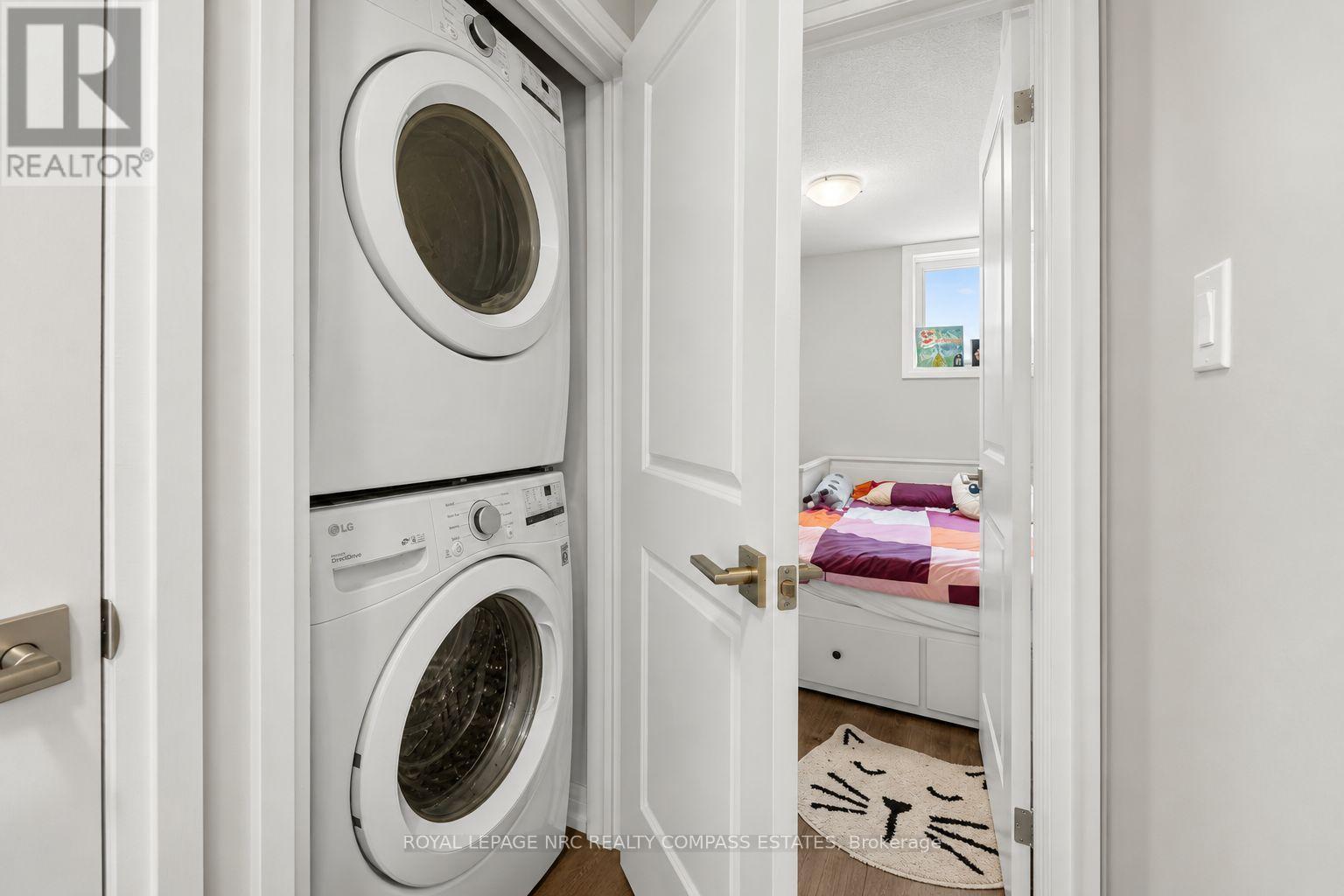 119 - 6705 Cropp Street, Niagara Falls (Morrison), ON - Indoor Photo Showing Laundry Room